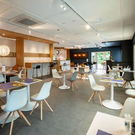 Hotel Campanile & Restaurant /
