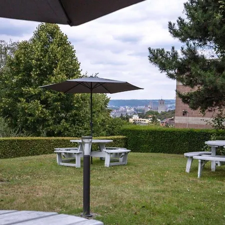 Hotel Campanile & Restaurant / 3*