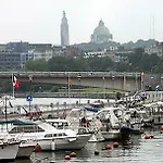 Campanile & Restaurant / Hotel 3*