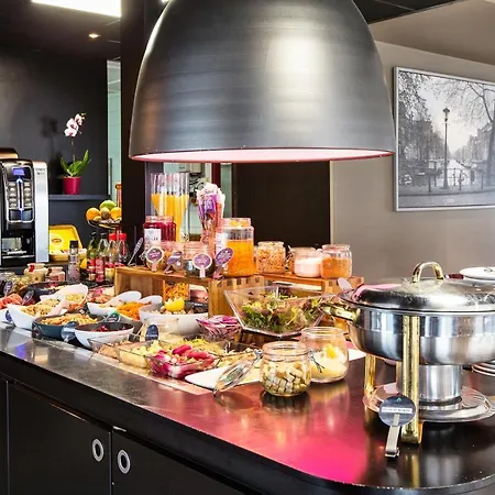 Campanile & Restaurant / Hotel 3*
