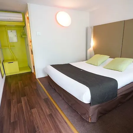 Campanile & Restaurant /