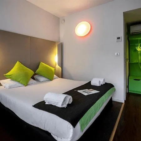 Campanile & Restaurant /