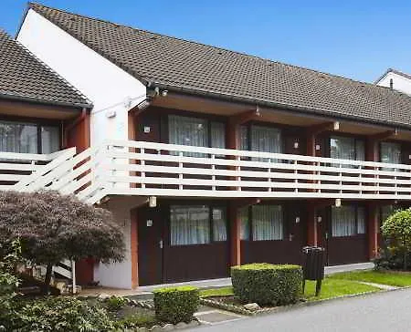 Campanile & Restaurant / 3*