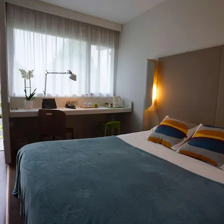 Otel Campanile & Restaurant /