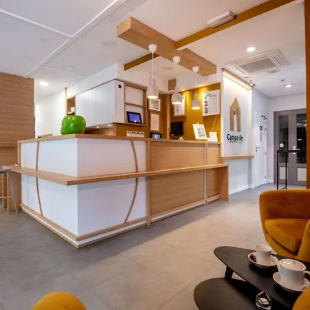 Campanile & Restaurant / Ξενοδοχείο 3*