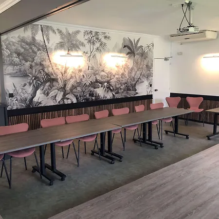 酒店 列日钟楼酒店 列日