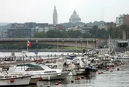 Campanile & Restaurant / Szálloda 3*