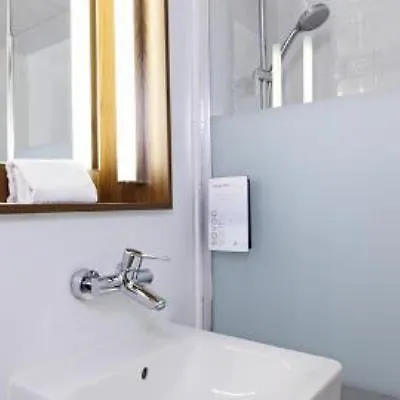 Campanile & Restaurant /