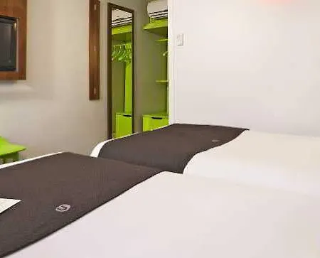 Campanile & Restaurant /