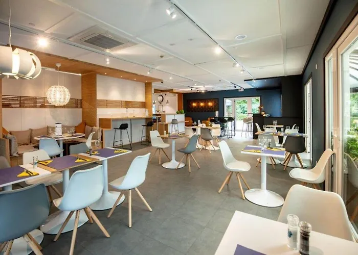 Hotel Campanile & Restaurant /