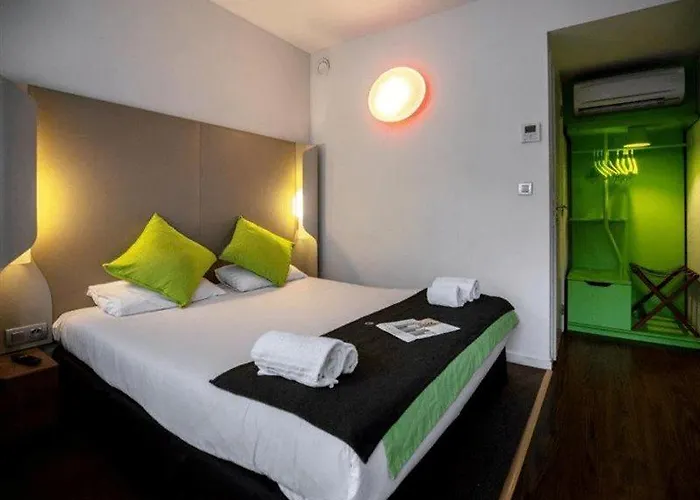 Campanile & Restaurant /