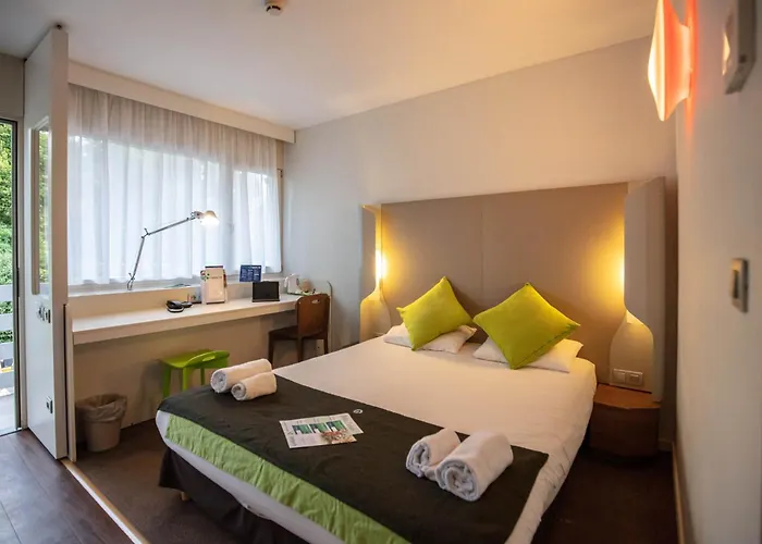 Campanile & Restaurant / Hotel