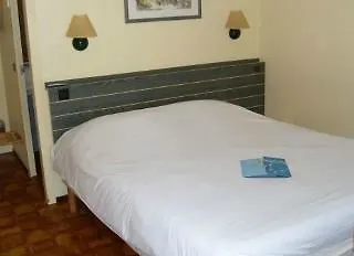 Campanile & Restaurant / Hotel