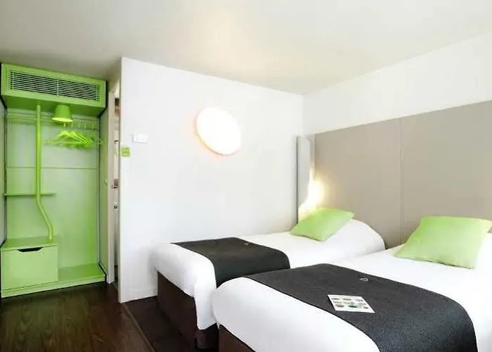 Campanile & Restaurant / 3*