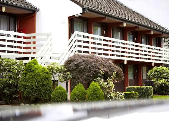 Campanile & Restaurant / 3* Liège